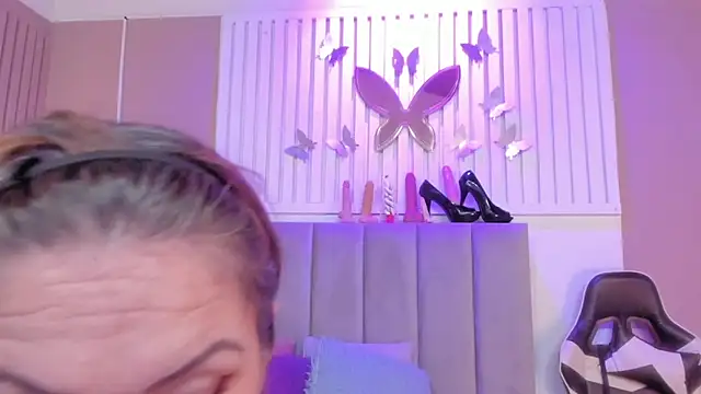 chantall1375 online show from 02/21/26, 03:41