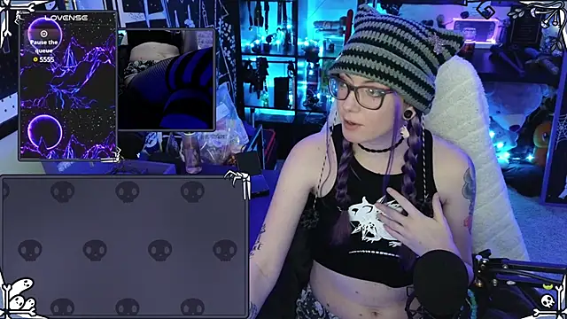 AnneSao online show from 01/10/25, 12:17