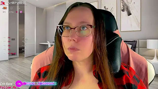 Snapshot of Victoria_Romans chatting on 02/16/25, 11:06 Victoria Romans online show from 02/16/25, 11:06