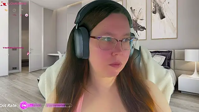 Snapshot of Victoria_Romans chatting on 11/29/25, 03:39 Victoria Romans online show from 11/29/25, 03:39