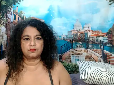 indianstar75 online show from 10/26/25, 05:46