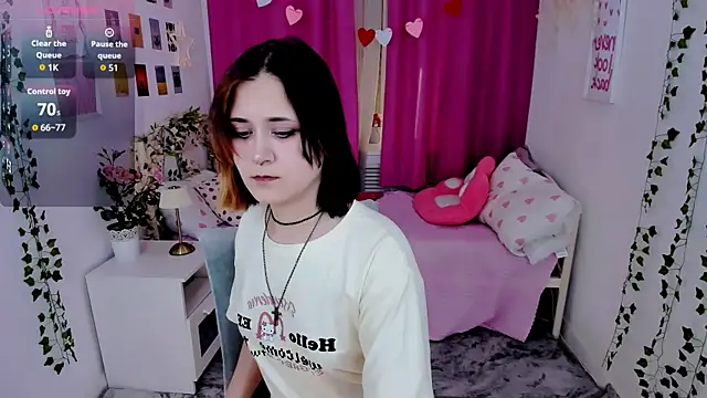 Alexa Lexi  online show from 07/06/26, 11:17
