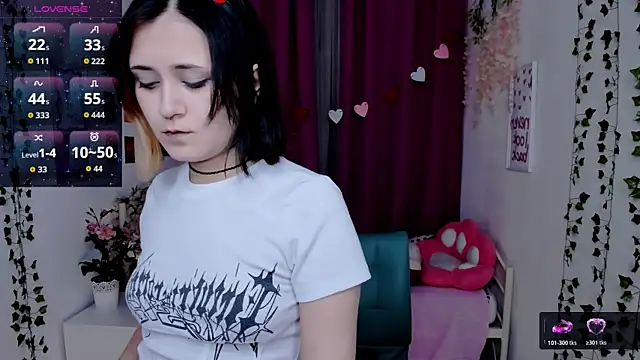 Alexa Lexi  online show from 06/26/26, 11:16