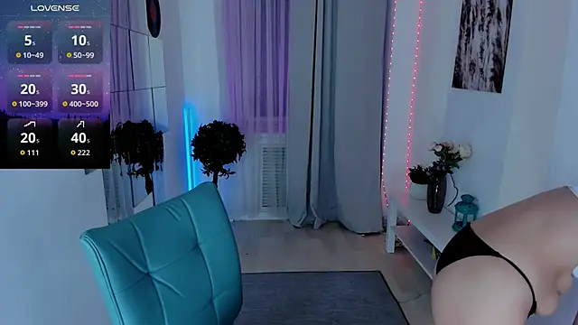 Alexa Lexi  online show from 11/06/25, 03:49