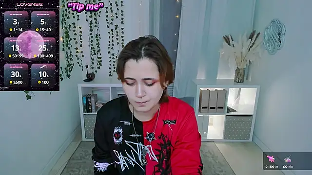 Alexa Lexi  online show from 03/05/25, 03:40