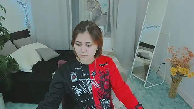 Alexa Lexi  online show from 03/15/25, 10:57