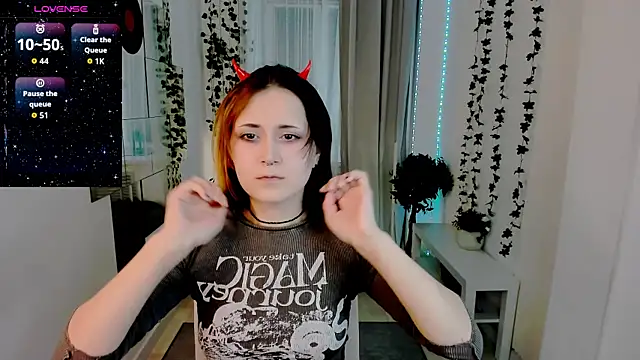 Alexa Lexi  online show from 06/24/26, 11:20