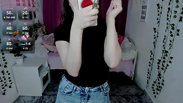 Alexa Lexi  online show from 04/16/26, 10:38