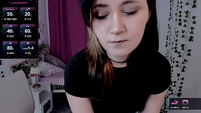 Alexa Lexi  online show from 05/15/26, 11:08