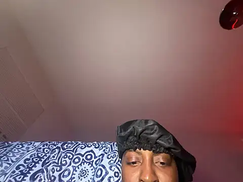 Snapshot of ChocolateTingz chatting on 12/12/24, 10:09 ChocolateTingz online show from 12/12/24, 10:09