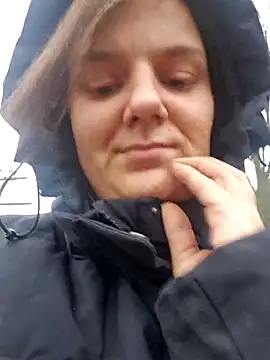 Cutegirlforyou online show from 12/03/25, 09:42