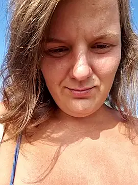 Cutegirlforyou online show from 09/11/25, 07:41