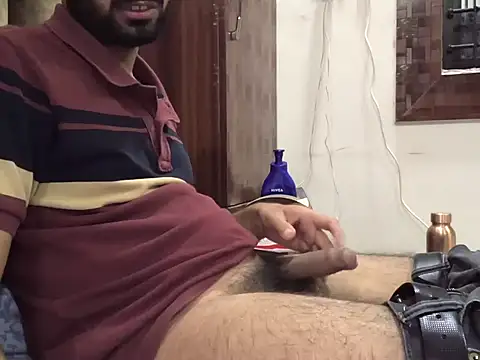 Snapshot of brownie_cake_cb chatting on 11/29/25, 01:00 brownie cake cb online show from 11/29/25, 01:00