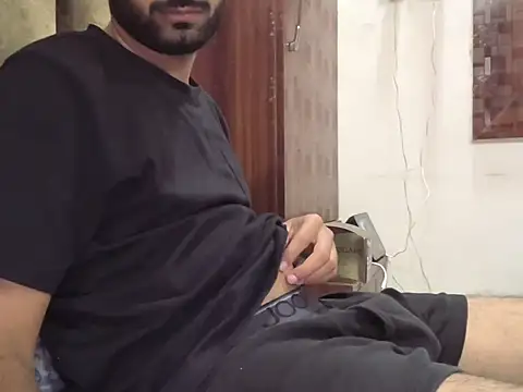 Snapshot of brownie_cake_cb chatting on 10/07/25, 01:45 brownie cake cb online show from 10/07/25, 01:45