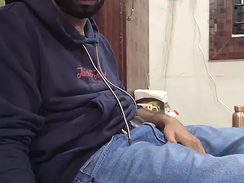 Snapshot of brownie_cake_cb chatting on 11/22/25, 07:02 brownie cake cb online show from 11/22/25, 07:02