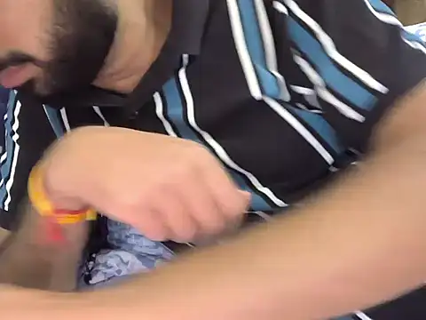 Snapshot of brownie_cake_cb chatting on 11/24/25, 01:00 brownie cake cb online show from 11/24/25, 01:00