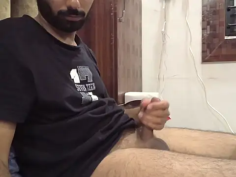 Snapshot of brownie_cake_cb chatting on 12/15/25, 12:55 brownie cake cb online show from 12/15/25, 12:55