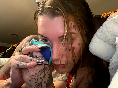 lexymarie online show from 11/06/25, 01:53