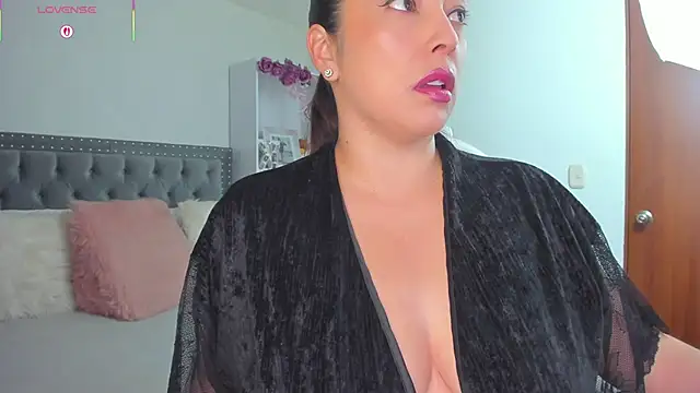 Kyllie B online show from 04/23/26, 03:13