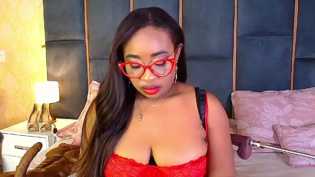 CaseyMoon online show from 11/01/25, 12:54