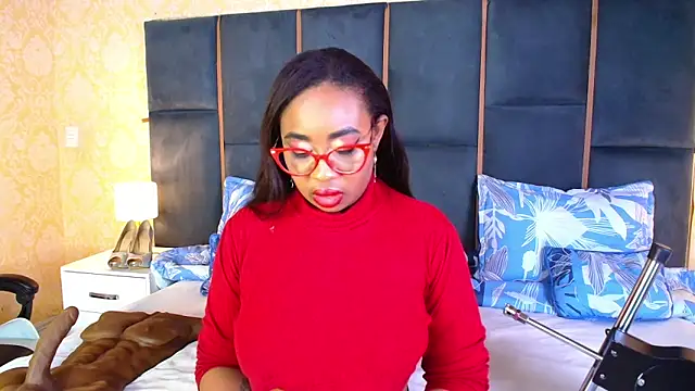 CaseyMoon online show from 11/20/25, 12:50