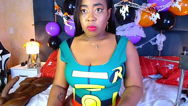 CaseyMoon online show from 10/24/25, 12:48