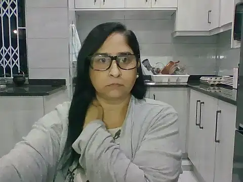 Snapshot of Indiankushy chatting on 07/02/26, 06:03 Indiankushy online show from 07/02/26, 06:03