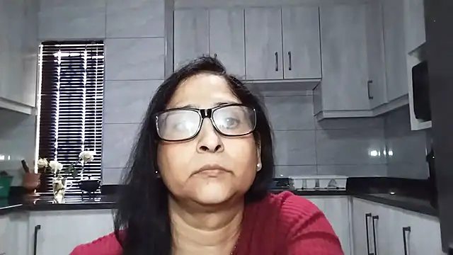 Snapshot of Indiankushy chatting on 08/06/26, 12:44 Indiankushy online show from 08/06/26, 12:44