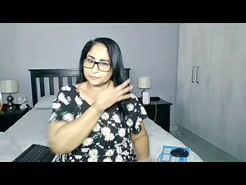 Indiankushy online show from 06/18/26, 11:59