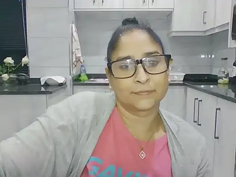 Snapshot of Indiankushy chatting on 07/24/26, 05:20 Indiankushy online show from 07/24/26, 05:20