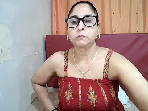 Indiankushy online show from 11/05/25, 04:32