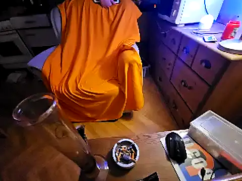 hardcap online show from 09/18/25, 08:12