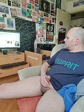 hardcap online show from 11/03/25, 08:29