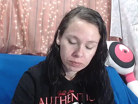 Venusluxodomme online show from 03/11/26, 07:08