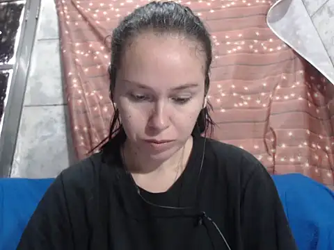 Venusluxodomme online show from 10/02/25, 11:13