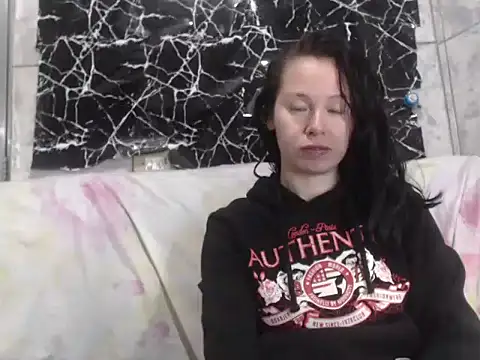 Snapshot of Venusluxodomme chatting on 06/12/26, 10:18 Venusluxodomme online show from 06/12/26, 10:18