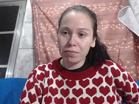 Venusluxodomme online show from 09/27/25, 04:51