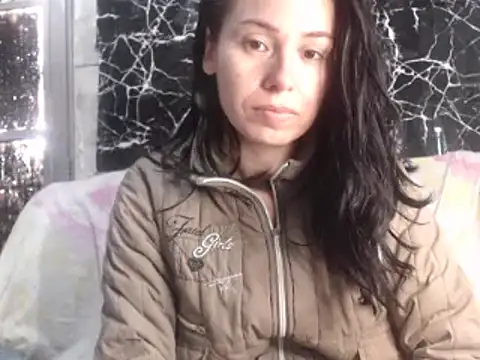Snapshot of Venusluxodomme chatting on 06/19/26, 07:30 Venusluxodomme online show from 06/19/26, 07:30