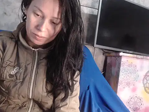 Snapshot of Venusluxodomme chatting on 07/21/26, 04:03 Venusluxodomme online show from 07/21/26, 04:03