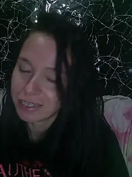 Snapshot of Venusluxodomme chatting on 06/09/26, 04:24 Venusluxodomme online show from 06/09/26, 04:24