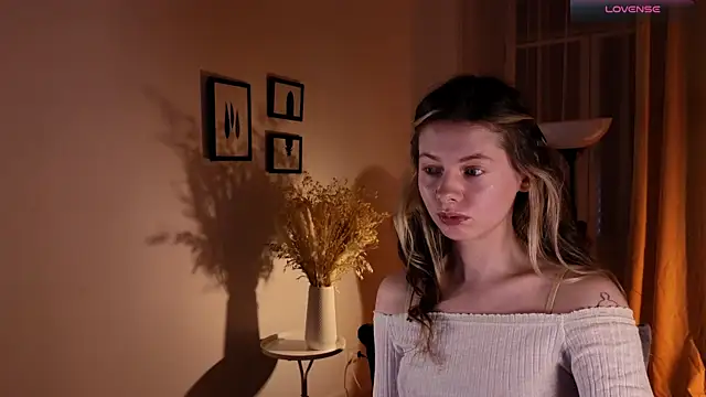 MelodyKey online show from 03/21/25, 02:29