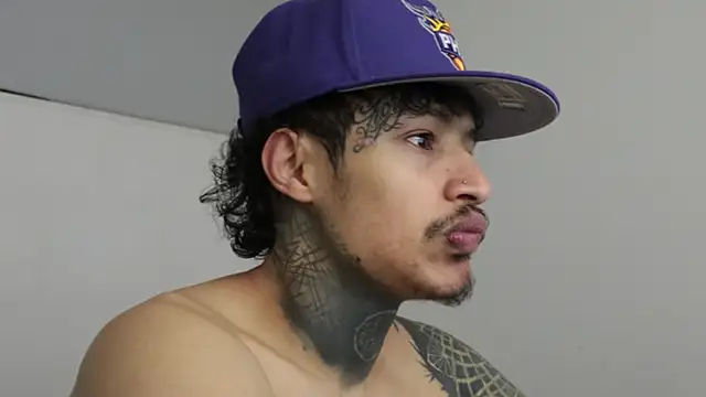 Snapshot of trieone chatting on 03/02/25, 03:02 trieone online show from 03/02/25, 03:02