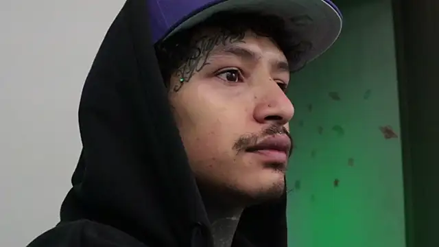 Snapshot of trieone chatting on 12/04/25, 10:58 trieone online show from 12/04/25, 10:58