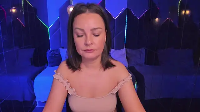 MilenaMellow online show from 10/22/25, 07:46