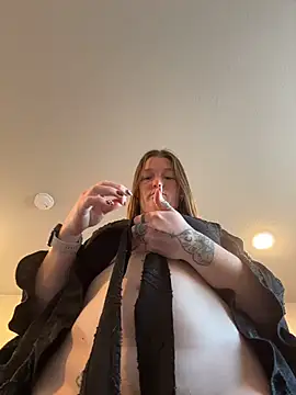 PussiesnCream  online show from 11/13/25, 04:11