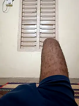 Snapshot of raj6fe chatting on 10/13/25, 11:49 raj6fe online show from 10/13/25, 11:49