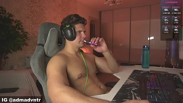 Snapshot of Rus_adventure7 chatting on 05/05/26, 06:11 Rus adventure7 online show from 05/05/26, 06:11