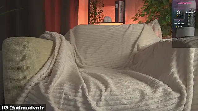 Snapshot of Rus_adventure7 chatting on 03/24/26, 08:42 Rus adventure7 online show from 03/24/26, 08:42