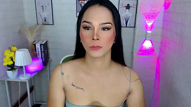 urnaughtydolly69 online show from 11/25/25, 08:31