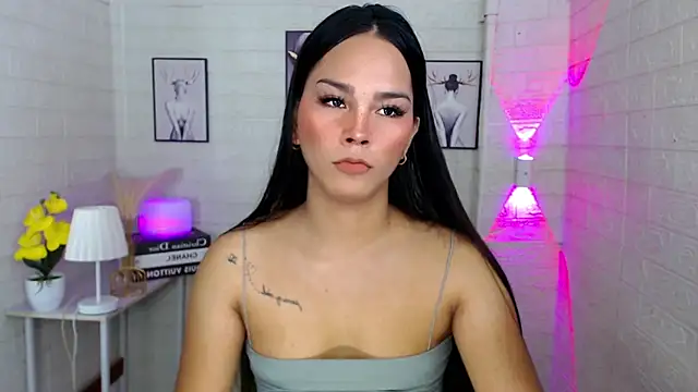 urnaughtydolly69 online show from 09/21/25, 03:39